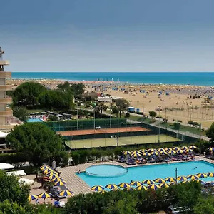 4* Отель Excelsior